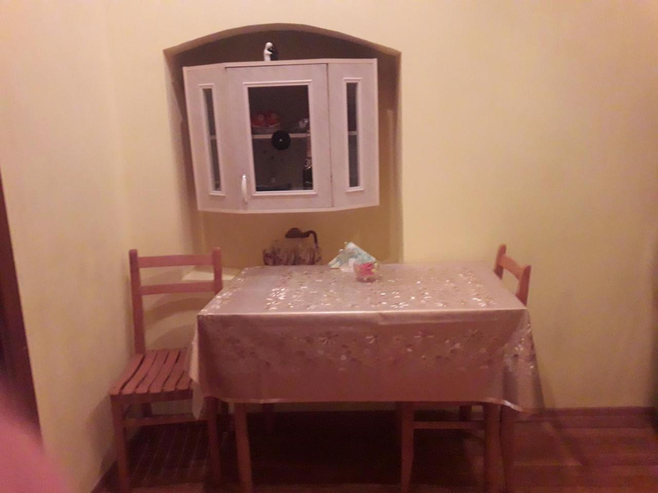 Appartamento Edlen Tbilisi Esterno foto
